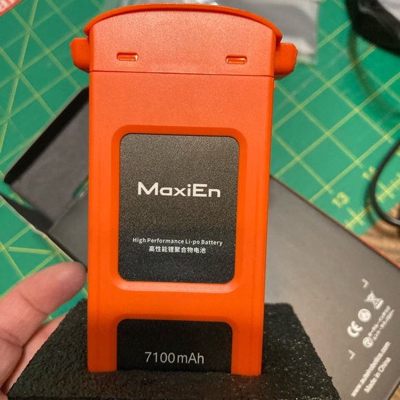 Autel Ribitics EVO II-8K portable Drone with case & backpack - Picture 15 of 15